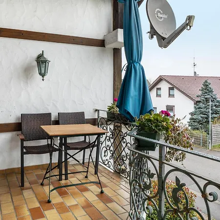 Hufenus Apartman *